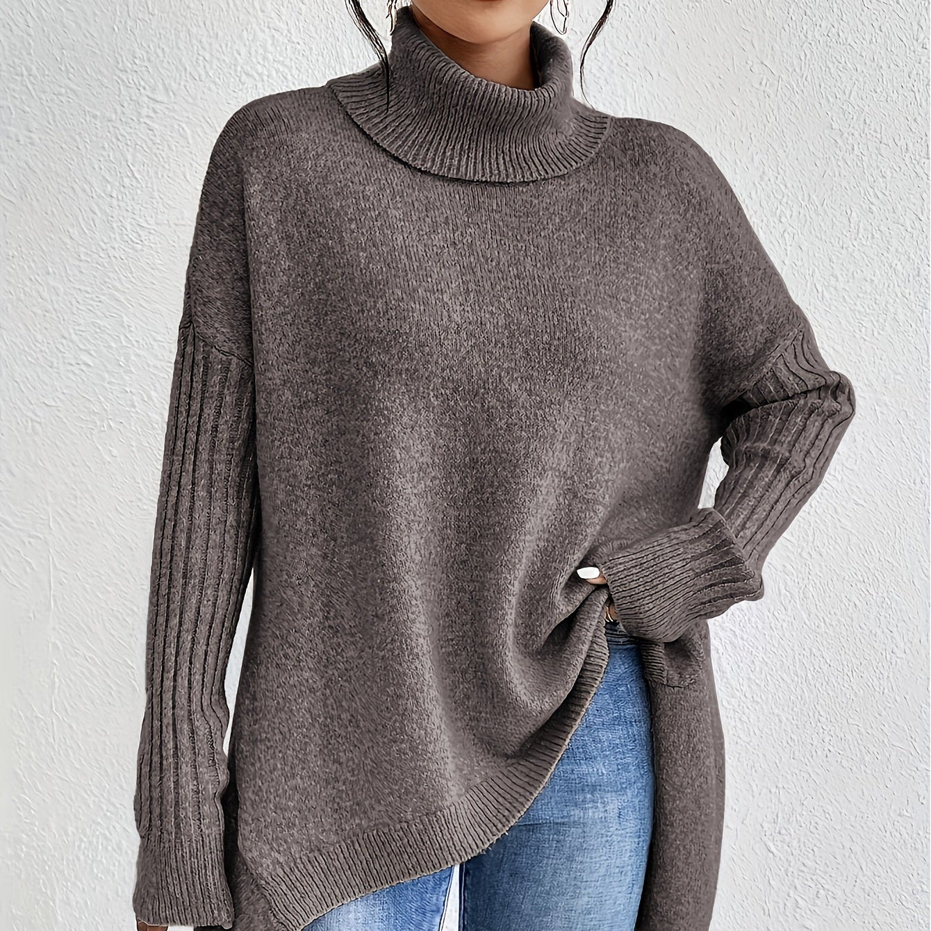 SOPHIE | OVERSIZED TURTLENECK SWEATER